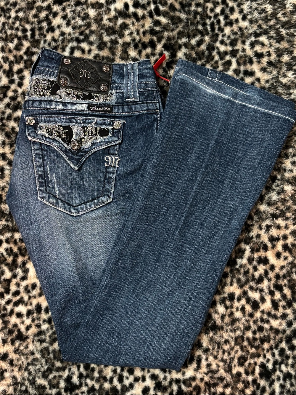 Miss Me Jeans Womens 27 Bootcut
Embellished Rhinestone Flap Pocket Y2K